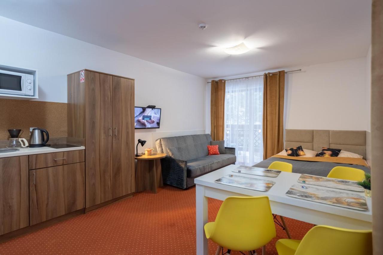 Apartment Trzy Sosny Okrzei 1c *